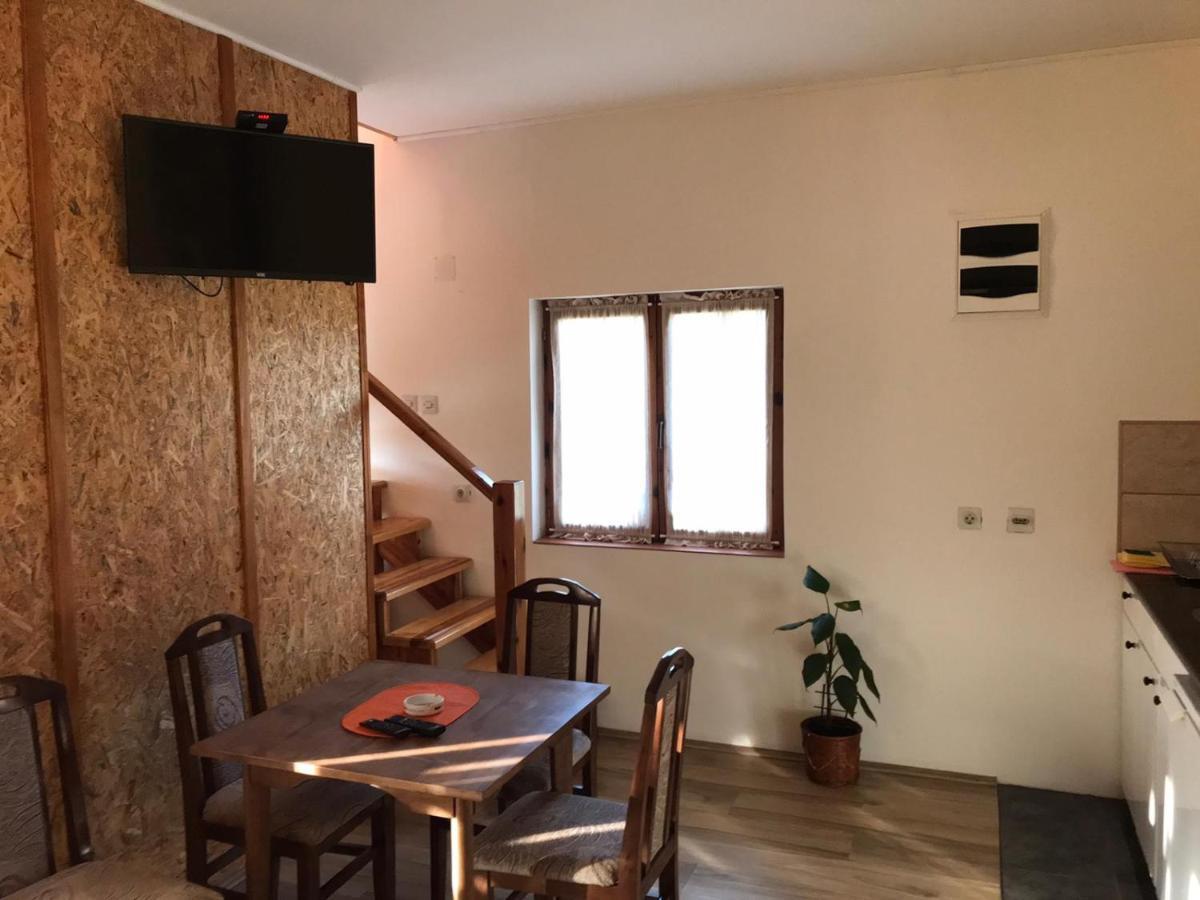 Apartman Helena モクラ・ゴラ エクステリア 写真
